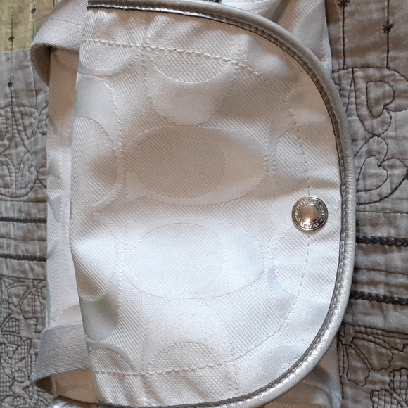 🤍Mini Coach Backpack🤍 - Picture 9 of 16